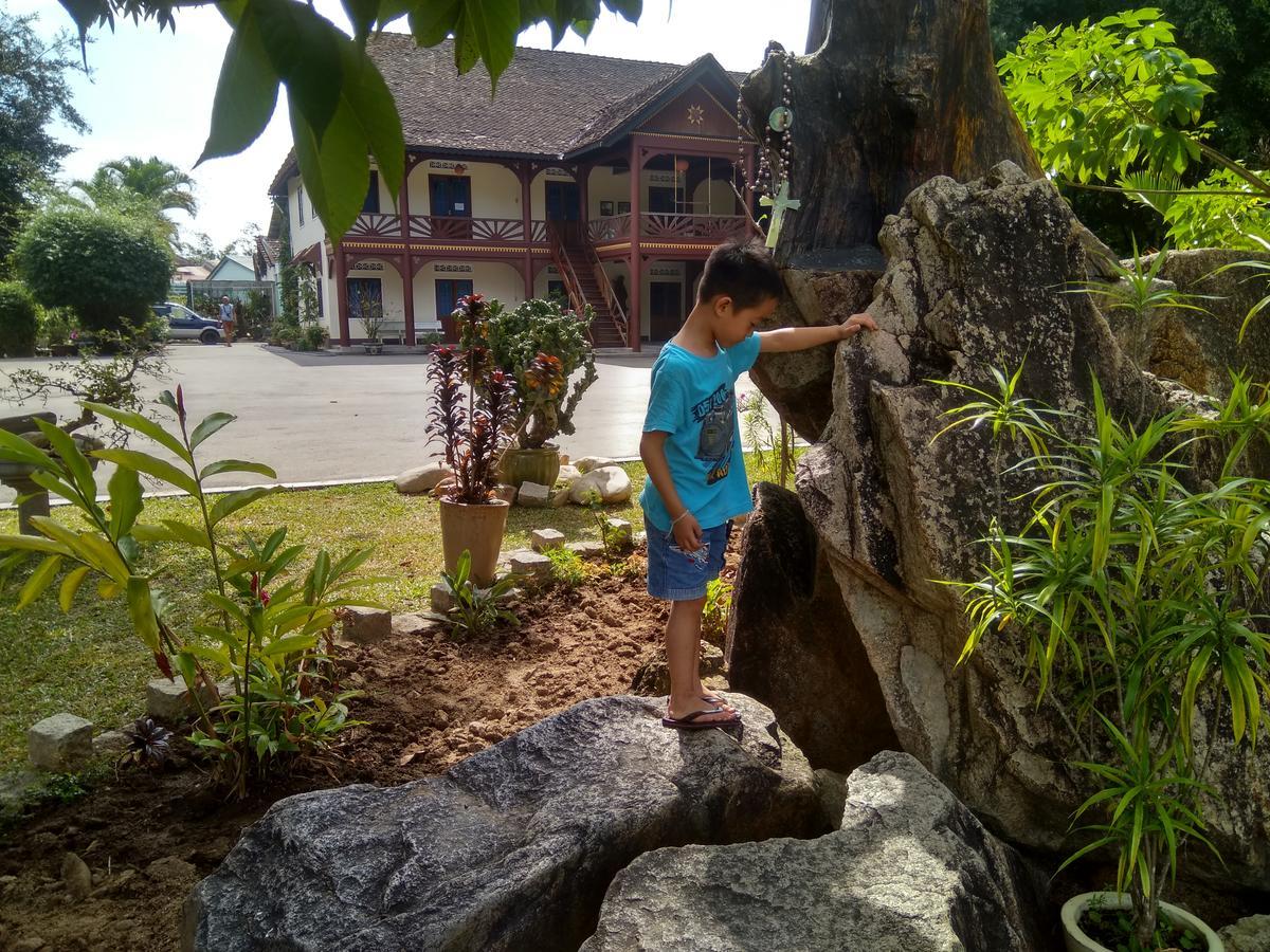 Hong My Hotel Kon Tum Exterior photo